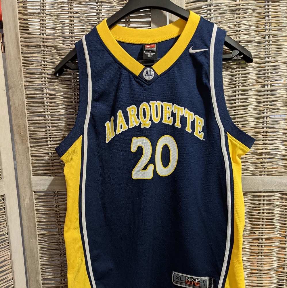 Vintage Nike Elite Basketball Jersey Marquette